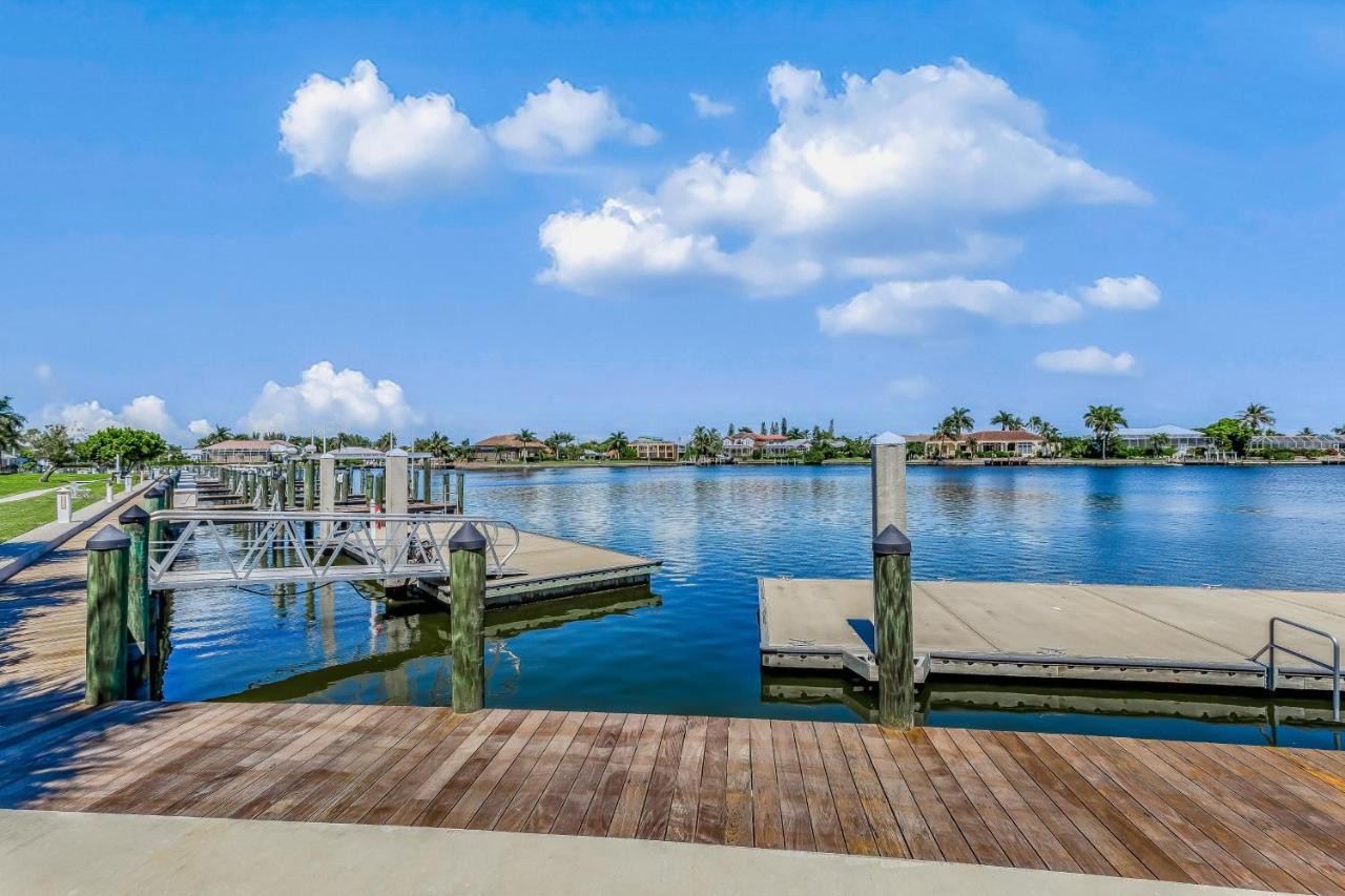 Seaview Sunsets Appartement Marco Island Buitenkant foto